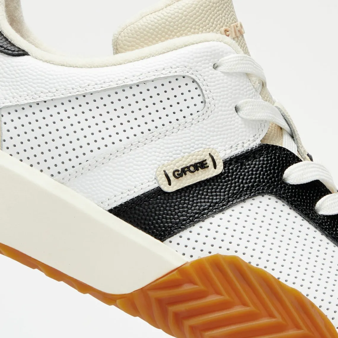 G.112 Golf-G/FORE Unisex G.112 Leather Street Shoe